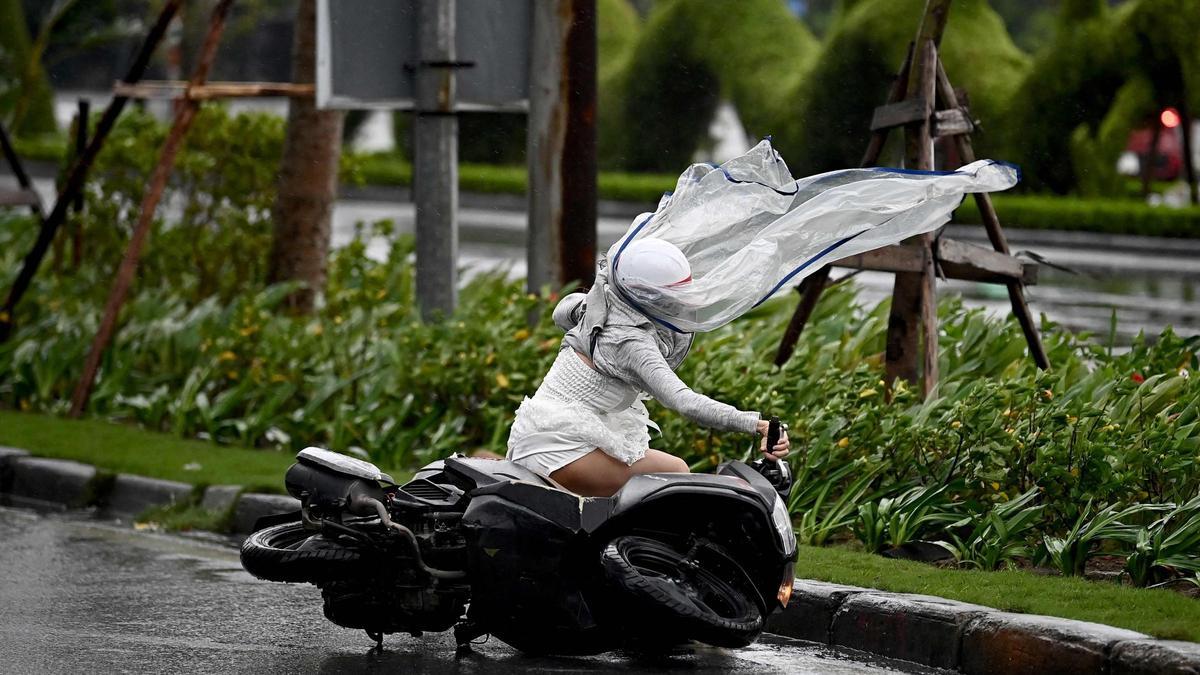 El supertifón ‘Yagi’ deja dos muertos y 90 heridos a su paso por el sur de China