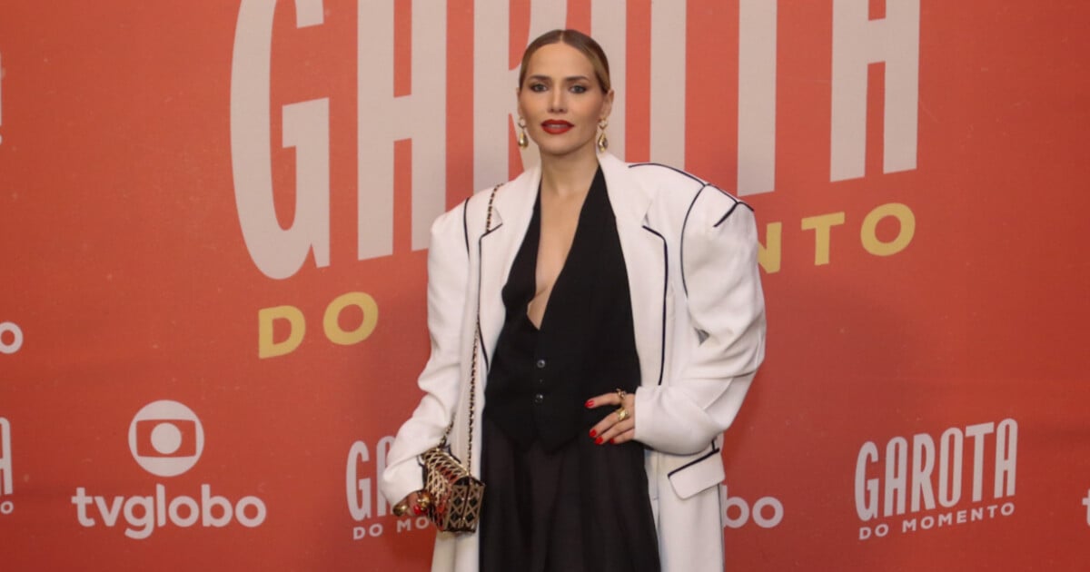 Leticia Colin engata affair com ator quatro meses após fim de casamento, diz jornal, e forte coincidência surpreende