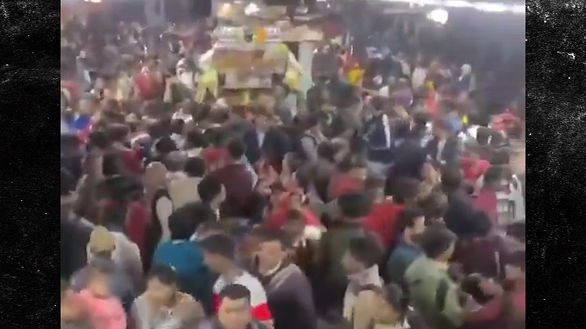 18 Dead in India Train Station Stampede