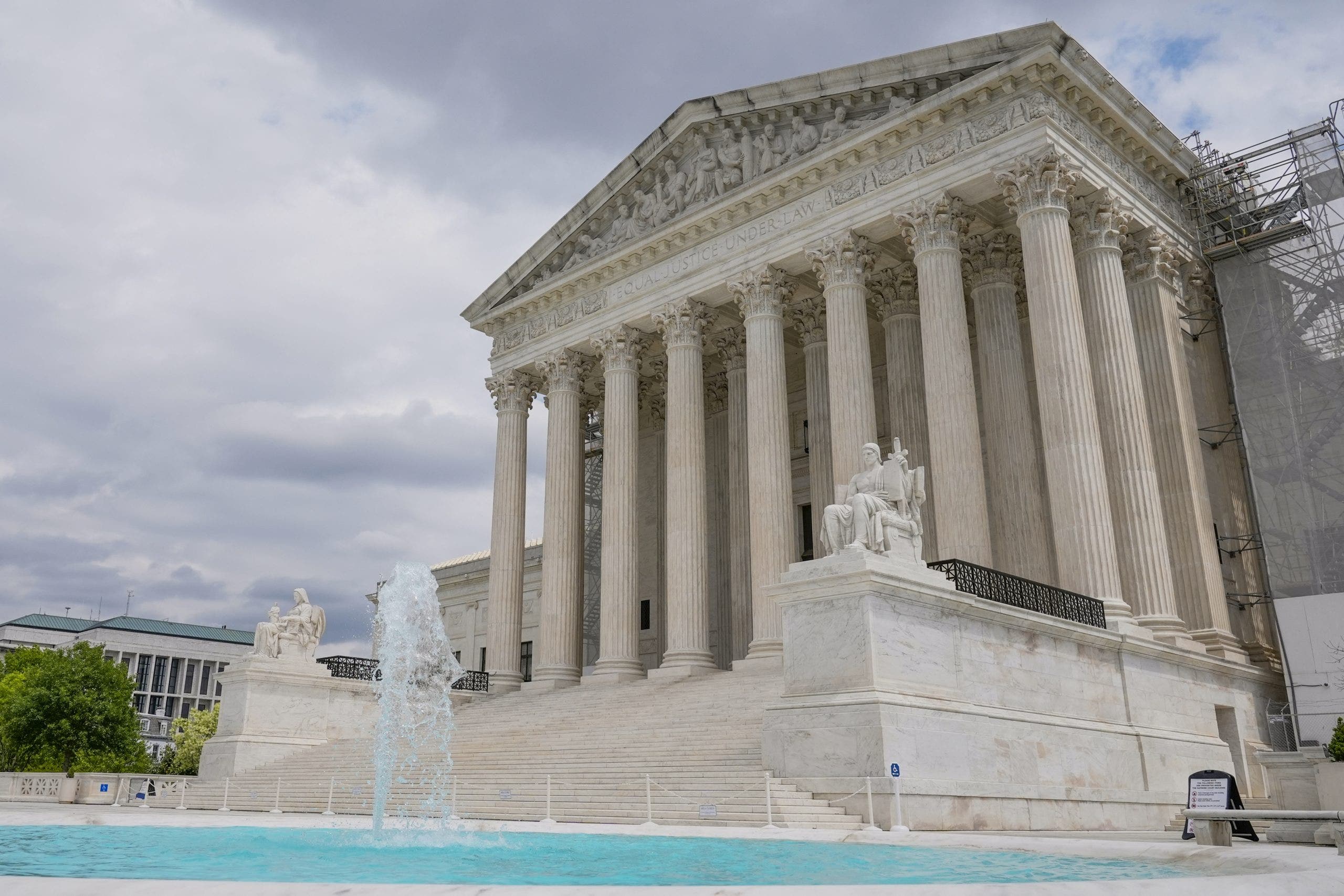 Supreme Court tosses conviction and death sentence of Oklahoma inmate