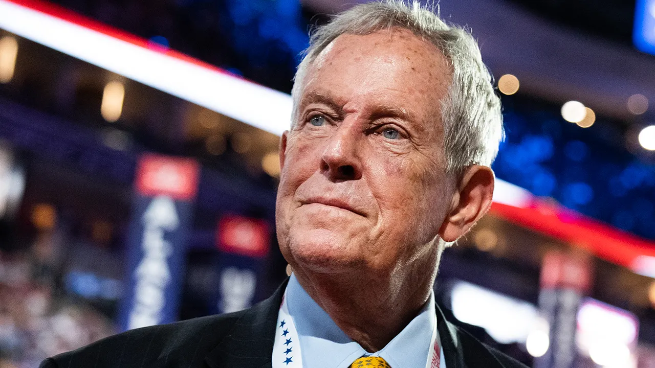 Republican Rep. Joe Wilson shares “Make Iraq Great Again!” message