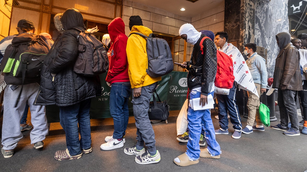 NYC’s Roosevelt Hotel migrant shelter is closing