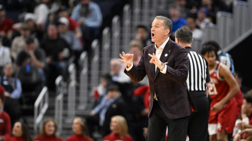 Arkansas basketball can’t overcome bad habits in Sweet 16 loss to Texas Tech