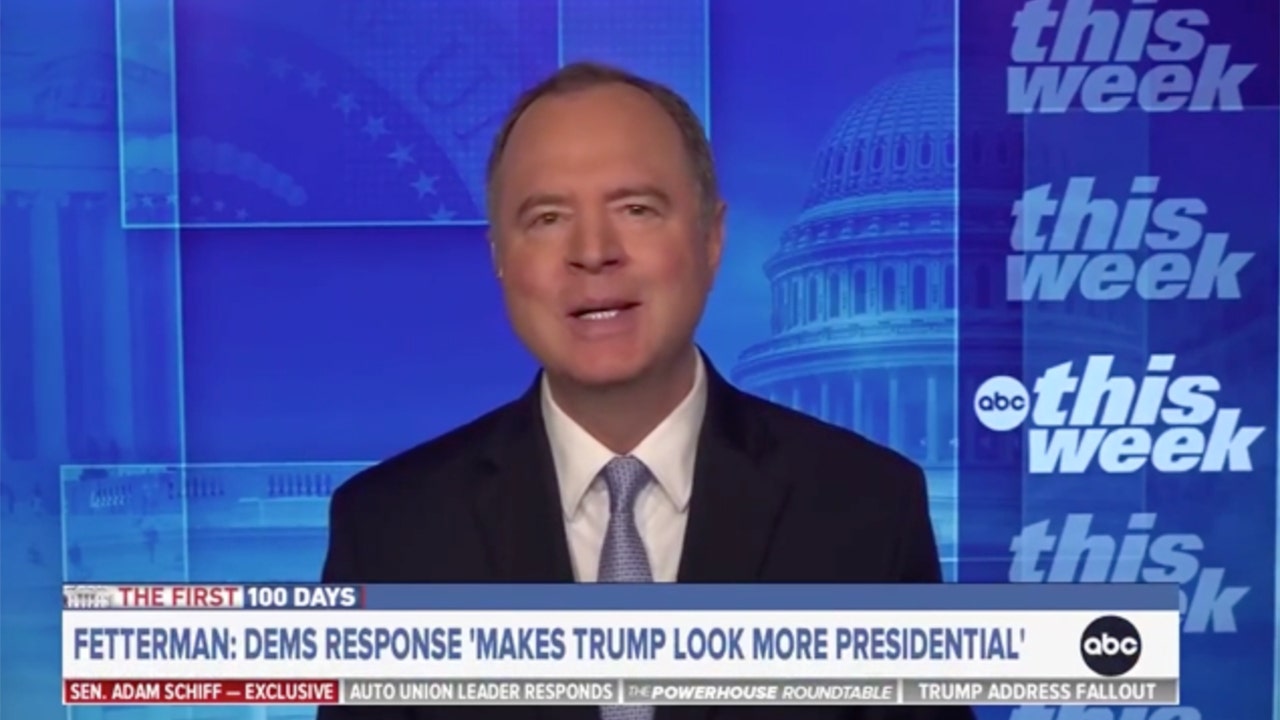Dem senator laments party’s ‘lack of coordinated response’