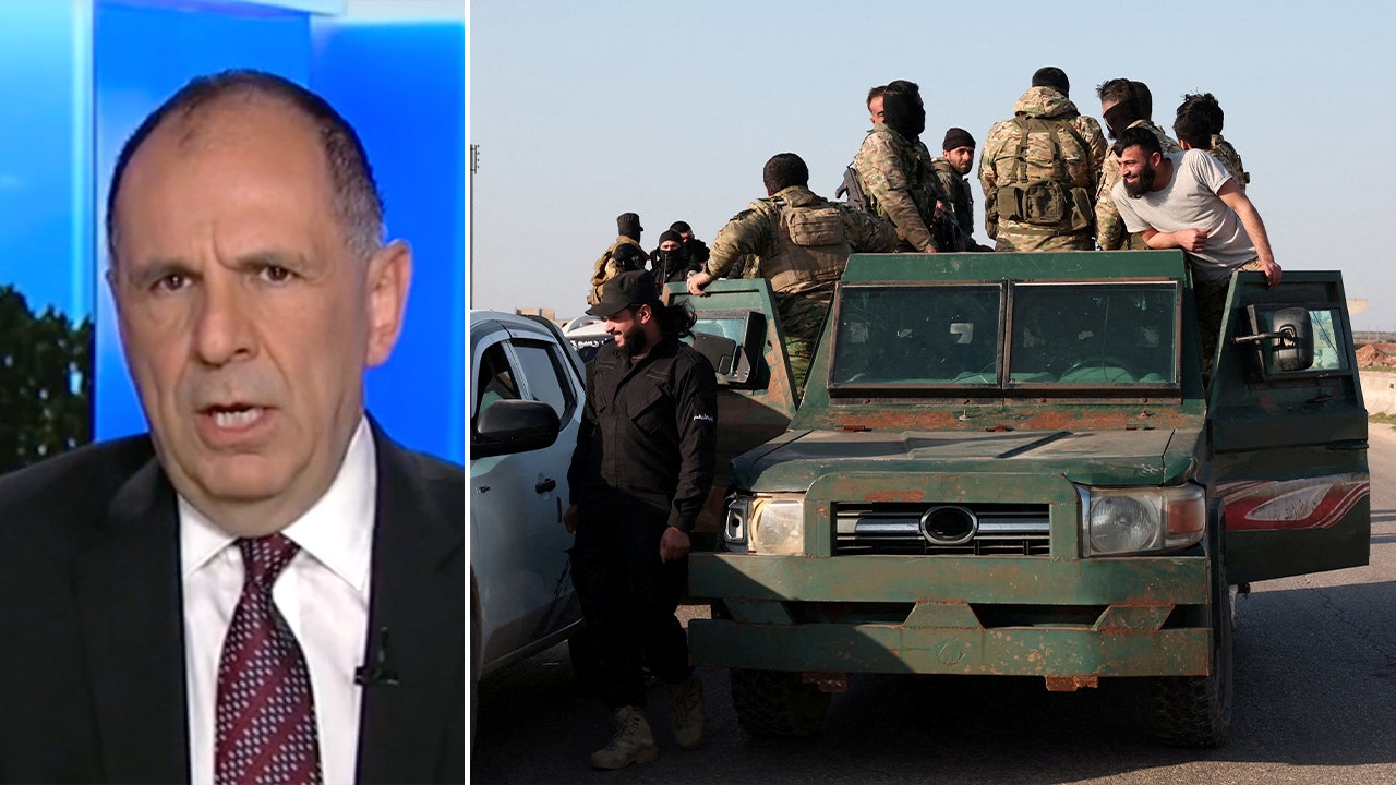 Greek foreign minister warned US, Europe to keep close eye on new Syria regime