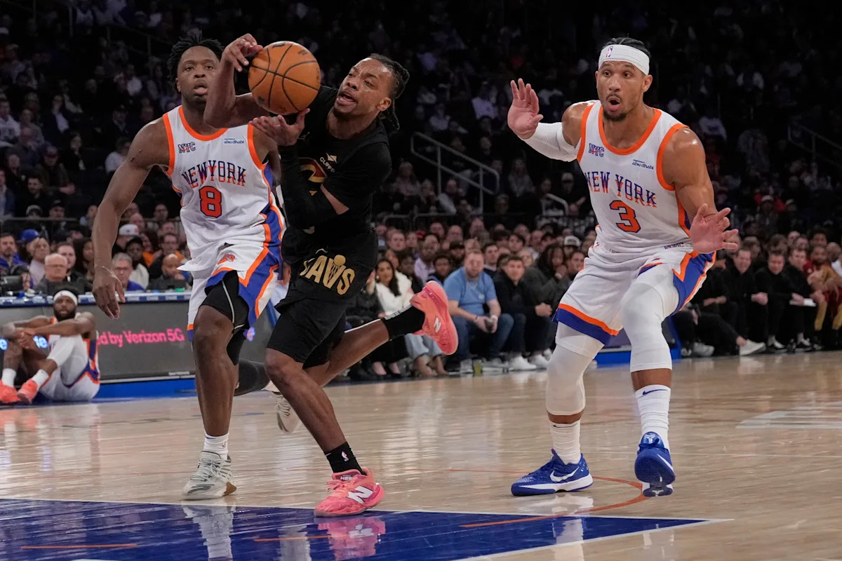 Garland rallies Cavaliers to 108-102 over No. 3 seed Knicks, who finish 0-8 vs East’s top 2 teams