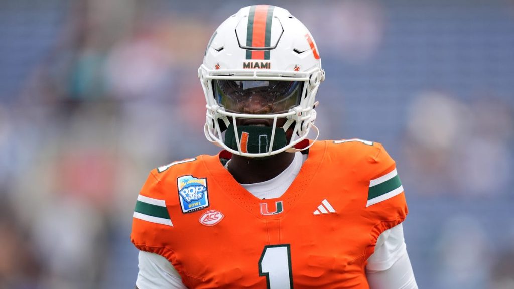 Sources weigh in on lackluster quarterback class