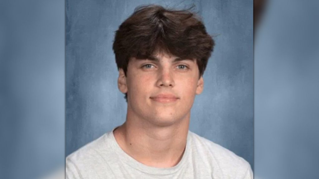 Texas teen stabbing suspect allegedly confessed to responding officer