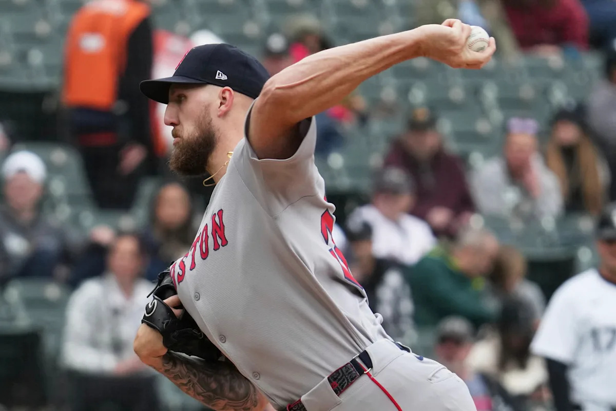 Crochet strikes out 11 against his former team as the Red Sox beat the White Sox 3-1