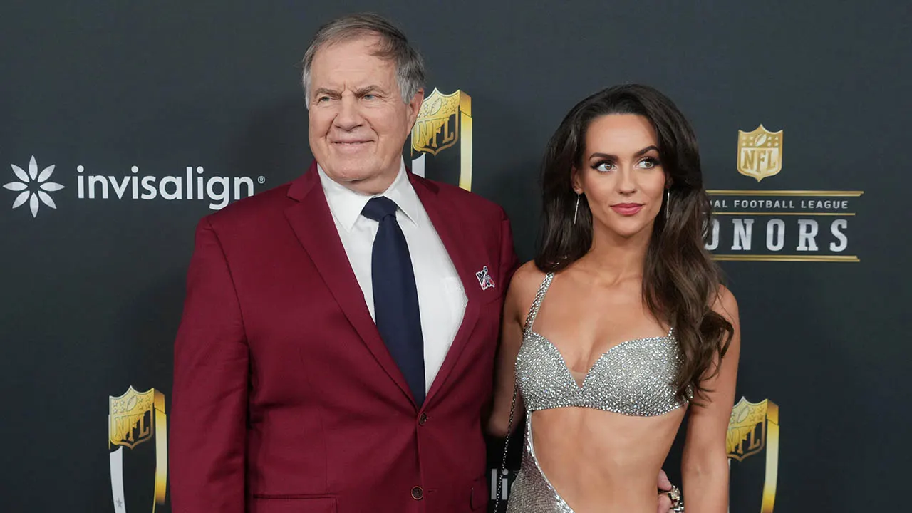 Bill Belichick’s girlfriend goes viral for appearance at football practice