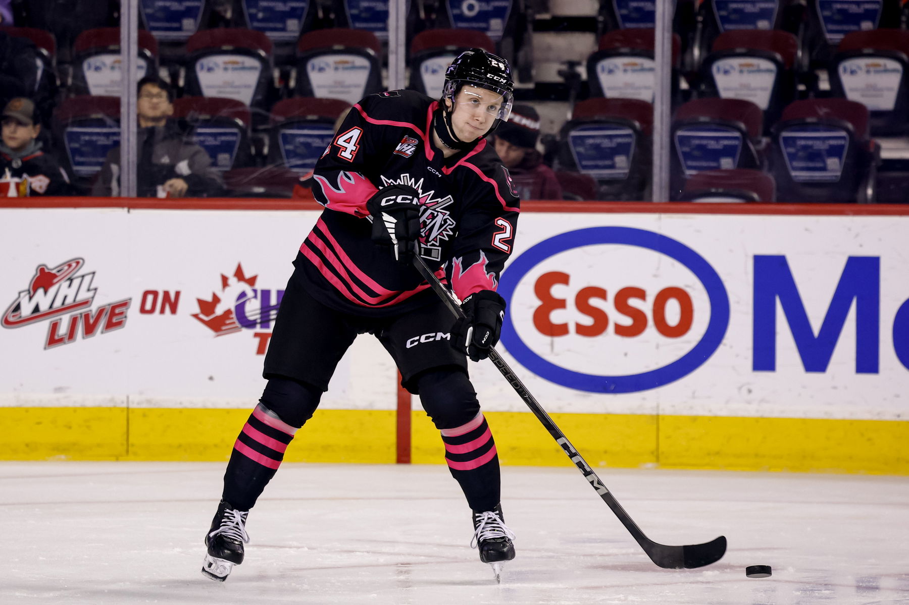 Canucks Prospect Mynio Named To CHL Team Of The Month
