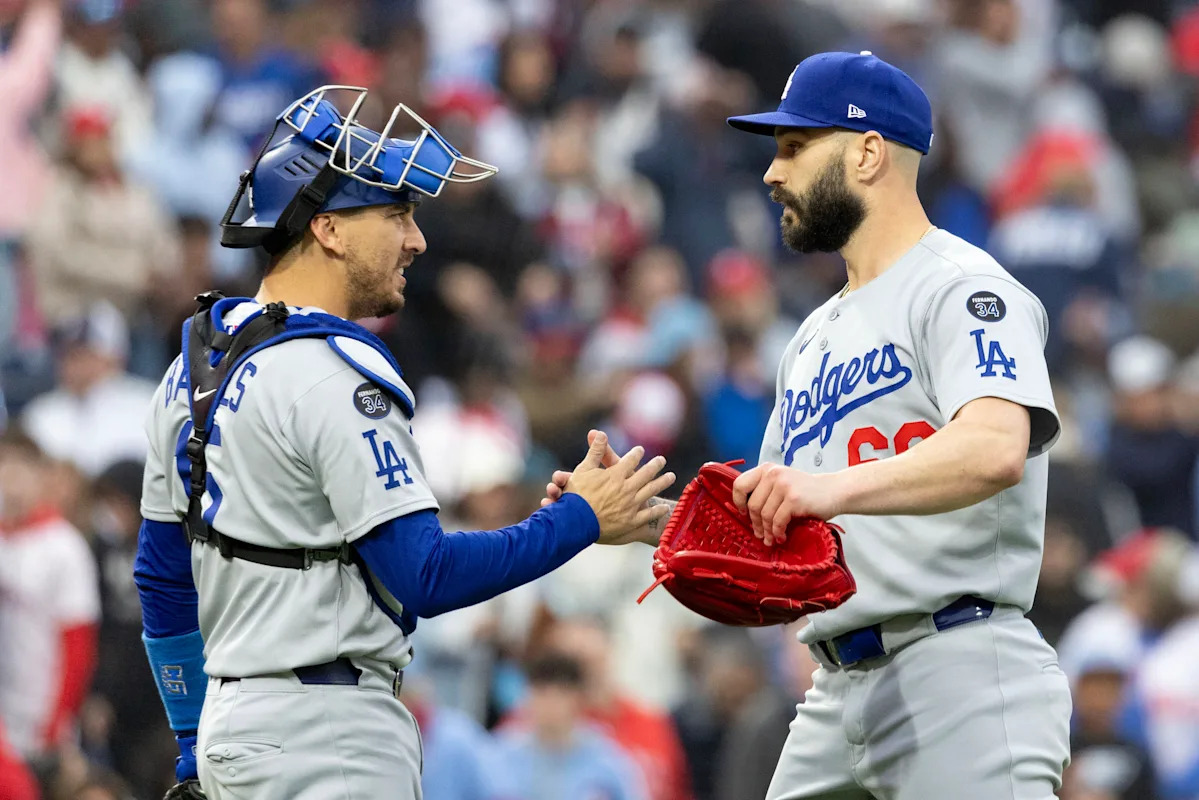 Tanner Scott becomes 5th pitcher since 1988 to face 3 batters and throw 3 pitches and get save
