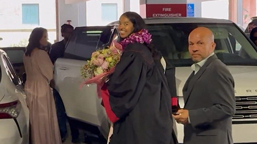 Kobe Bryant’s Daughter Natalia Graduates From USC’s Film School