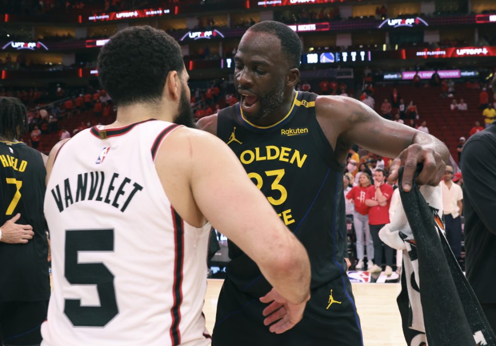 Draymond Green's Interaction With Rockets After Warriors Game 7 Captures Attention