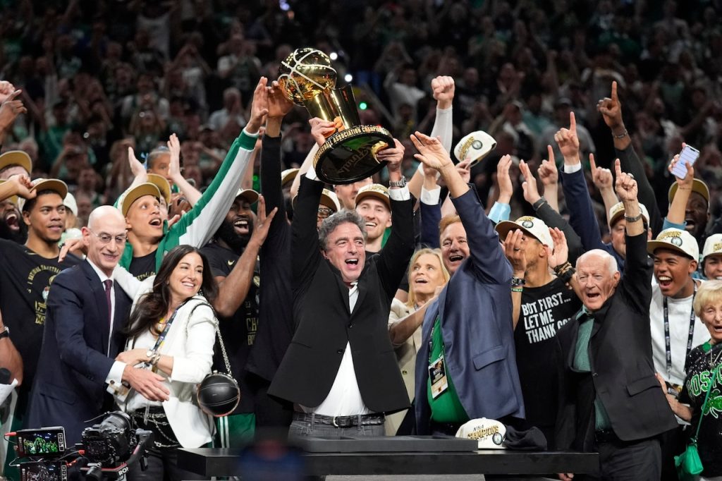 New Boston Celtics owner solves NBA rule issue, will finalize sale (report)