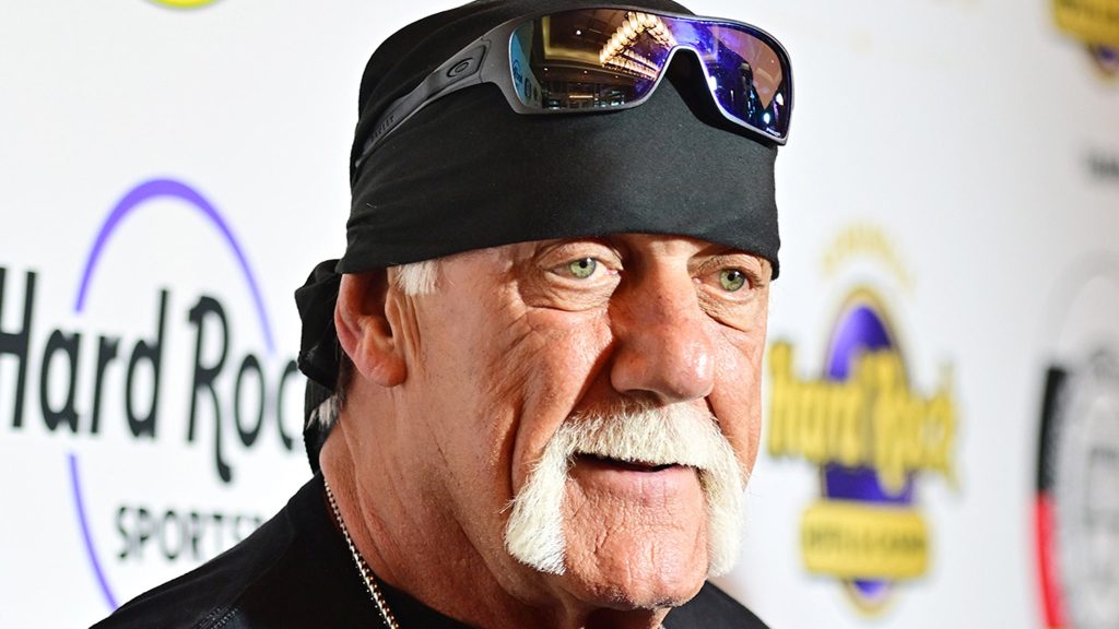 Hulk Hogan Undergoes Neck Surgery