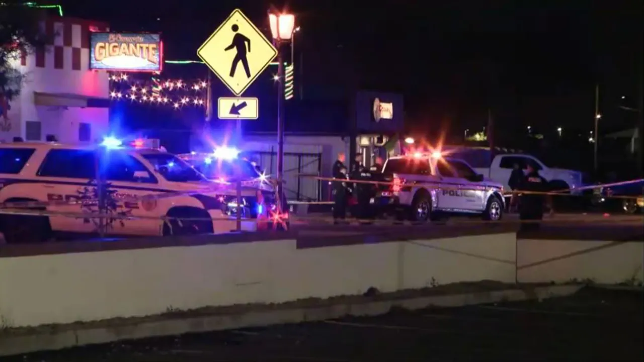 Arizona restaurant shooting leaves 3 dead, 5 injured; no arrests, police say