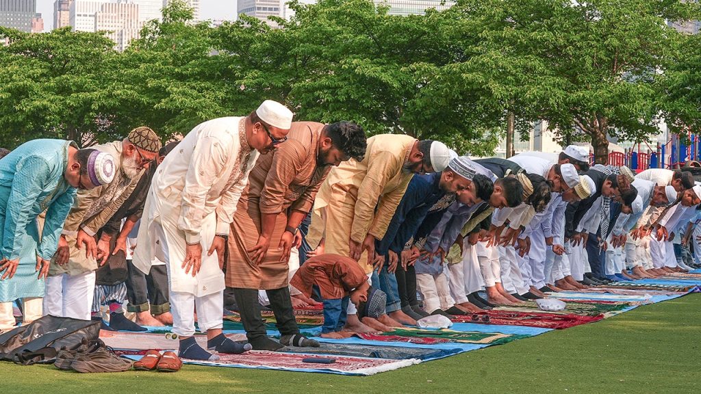 Gavin Newsom designates Islamic celebrations as new state holidays