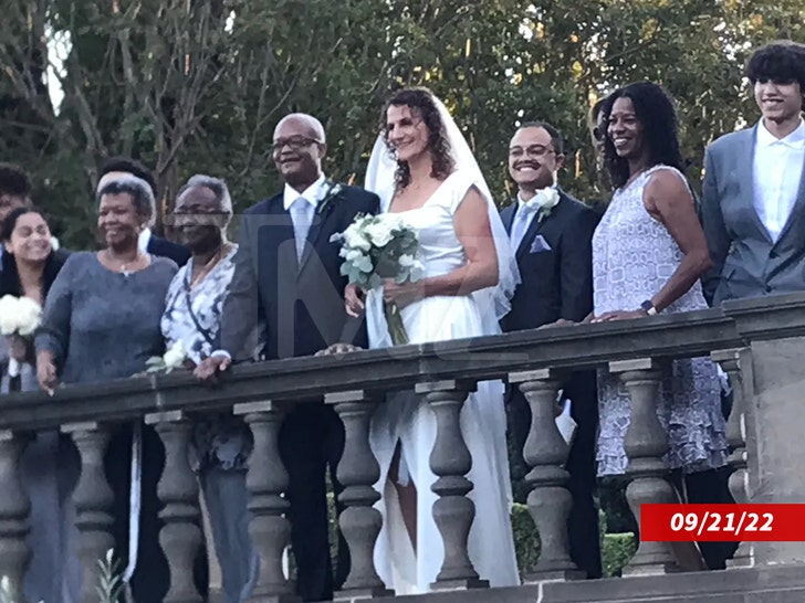 Todd-Bridges-bettijo-bridges-sub-tmz-1