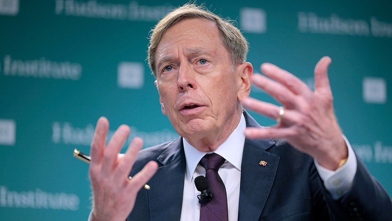 Ex-CENTCOM commanderwarns against ‘risky’ US ground op to seize Iran uranium
