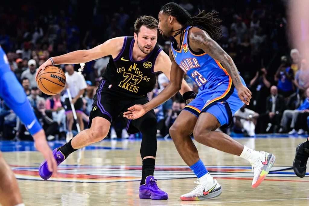 Gilgeous-Alexander’s 28 points spark Thunder’s 139-96 rout in one of the Lakers’ worst losses ever