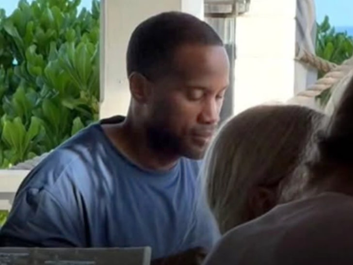 John-James-Instagram-@distill_social-1