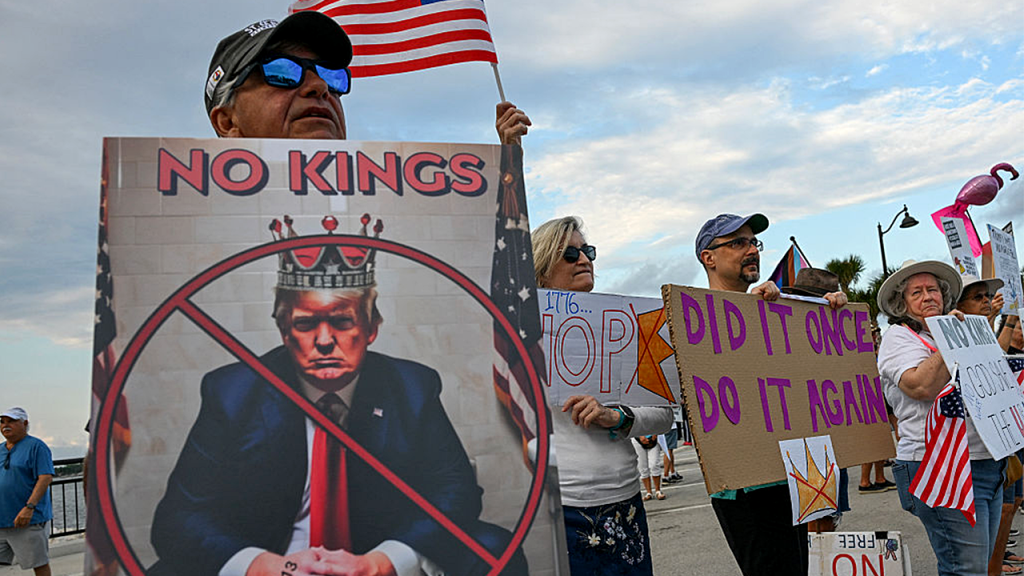 Progressive Democrats risk pushing party out of national contention