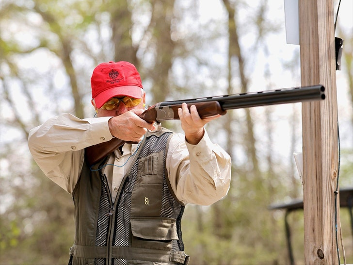 lindsey graham with gun x 1