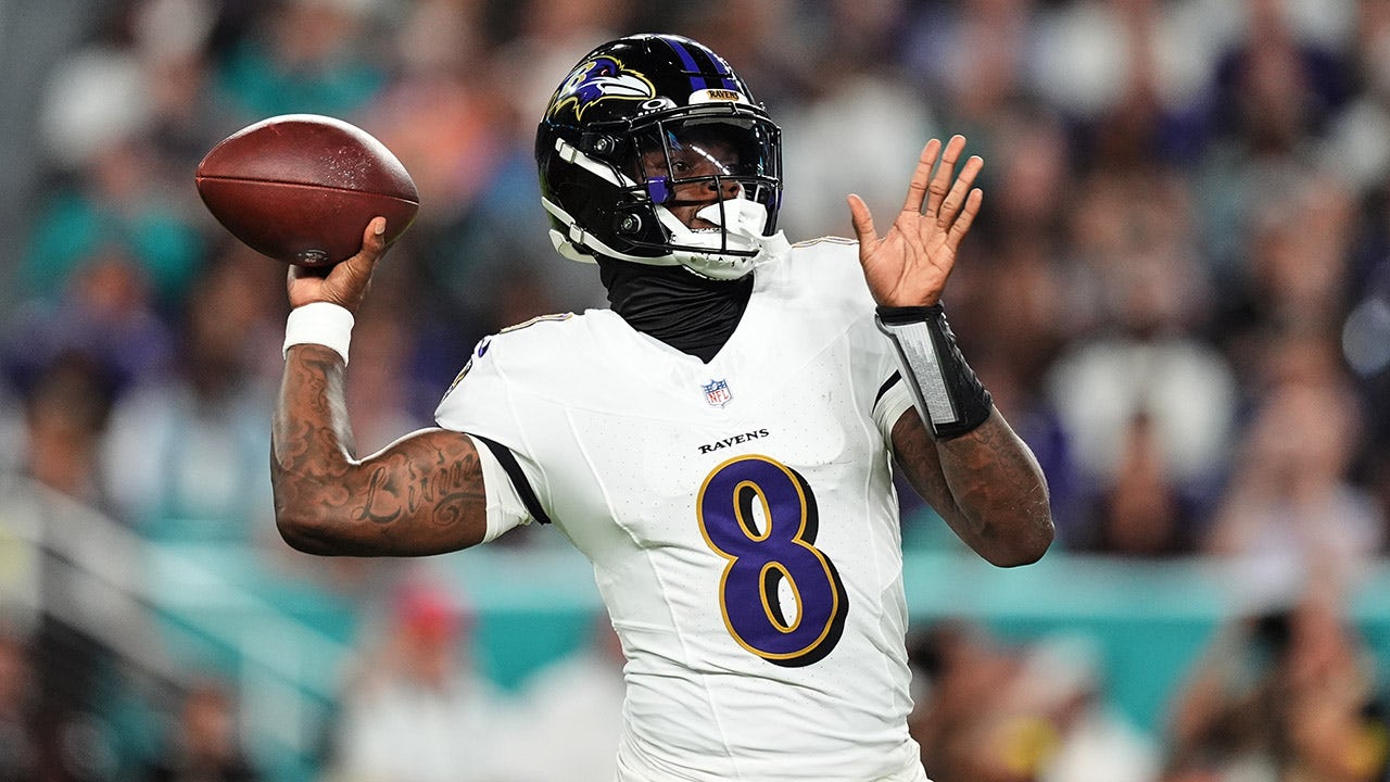 Lamar Jackson sends faith-filled message to critics after rough season