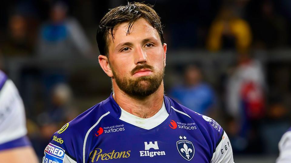 Powell unsure if Smoothy will stay at Wakefield
