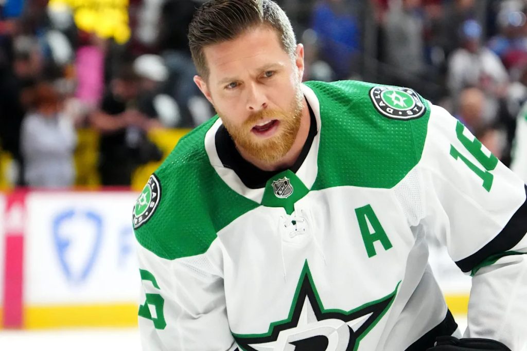 Toronto Maple Leafs name next head coach, and it’s not Joe Pavelski
