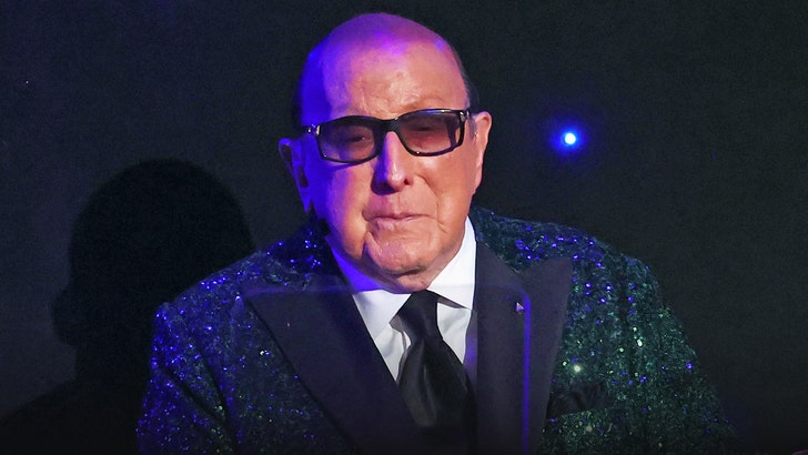 clive-davis-Live-Stream-2