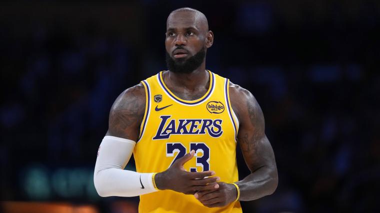 Magic Johnson sends heartfelt message to LeBron James after Lakers departure