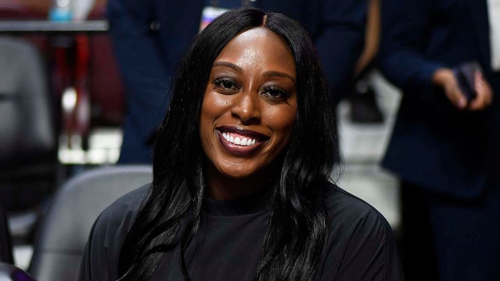 Chiney Ogwumike’s defense of Alyssa Thomas reinforced everything critics say about the WNBA media
