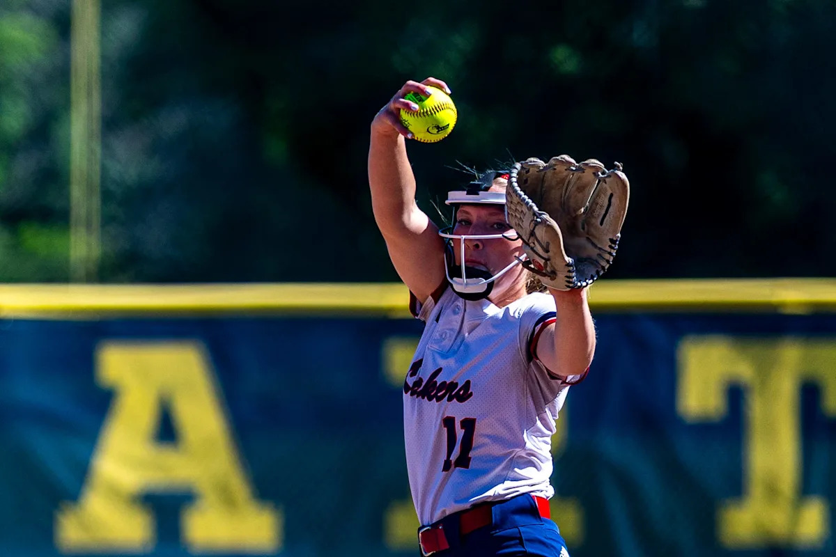 Vote for the SouthCoast Softball Player of the Year for 2026