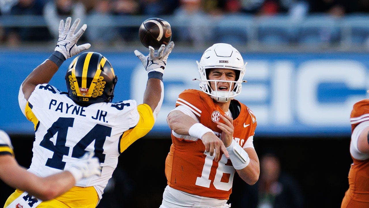 Archie Manning says grandson Arch was unfairly ‘crowned’ before he played