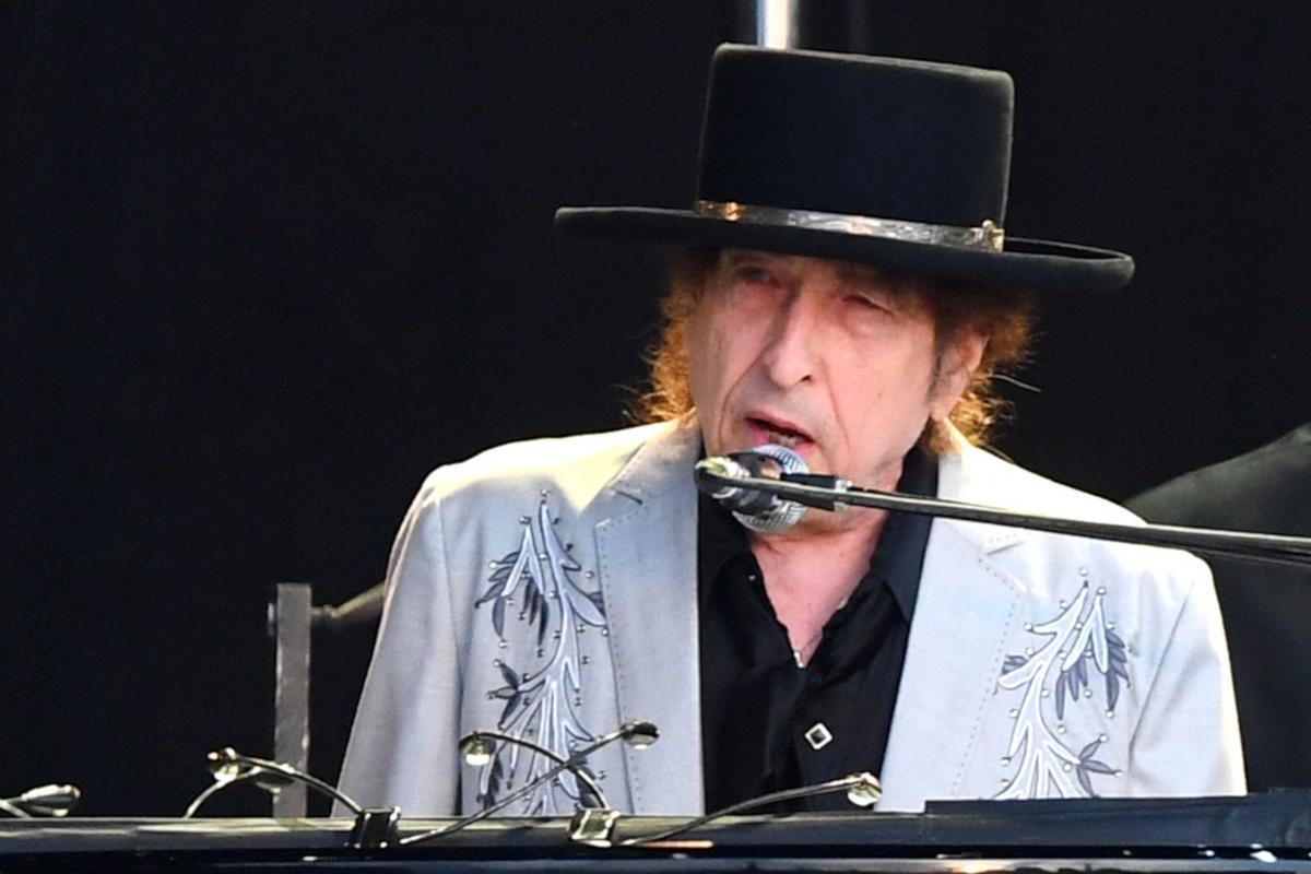Bob Dylan Makes Surprising Changes to Live Band Mid-Tour
