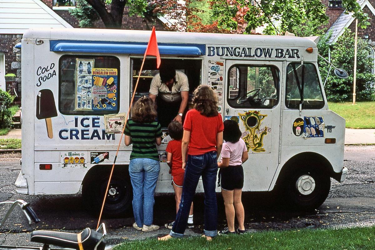 These 27 Frozen Treats Perfectly Defined 1980s Summers
