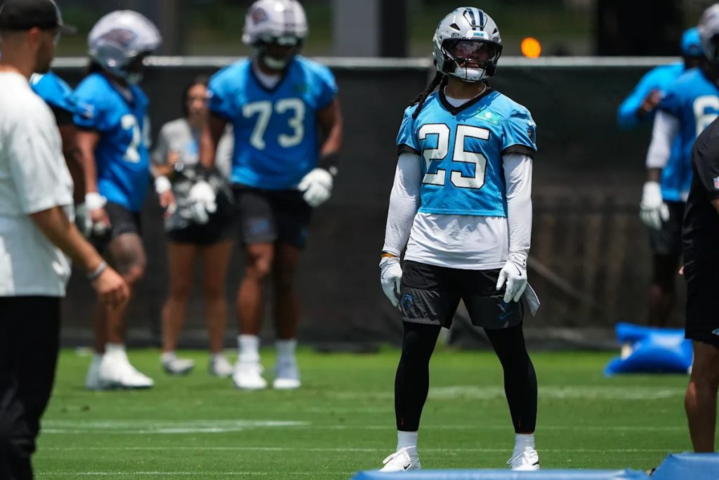 Fantasy Football Video: Can Jonathon Brooks overtake Chuba Hubbard, seize control of Panthers backfield?