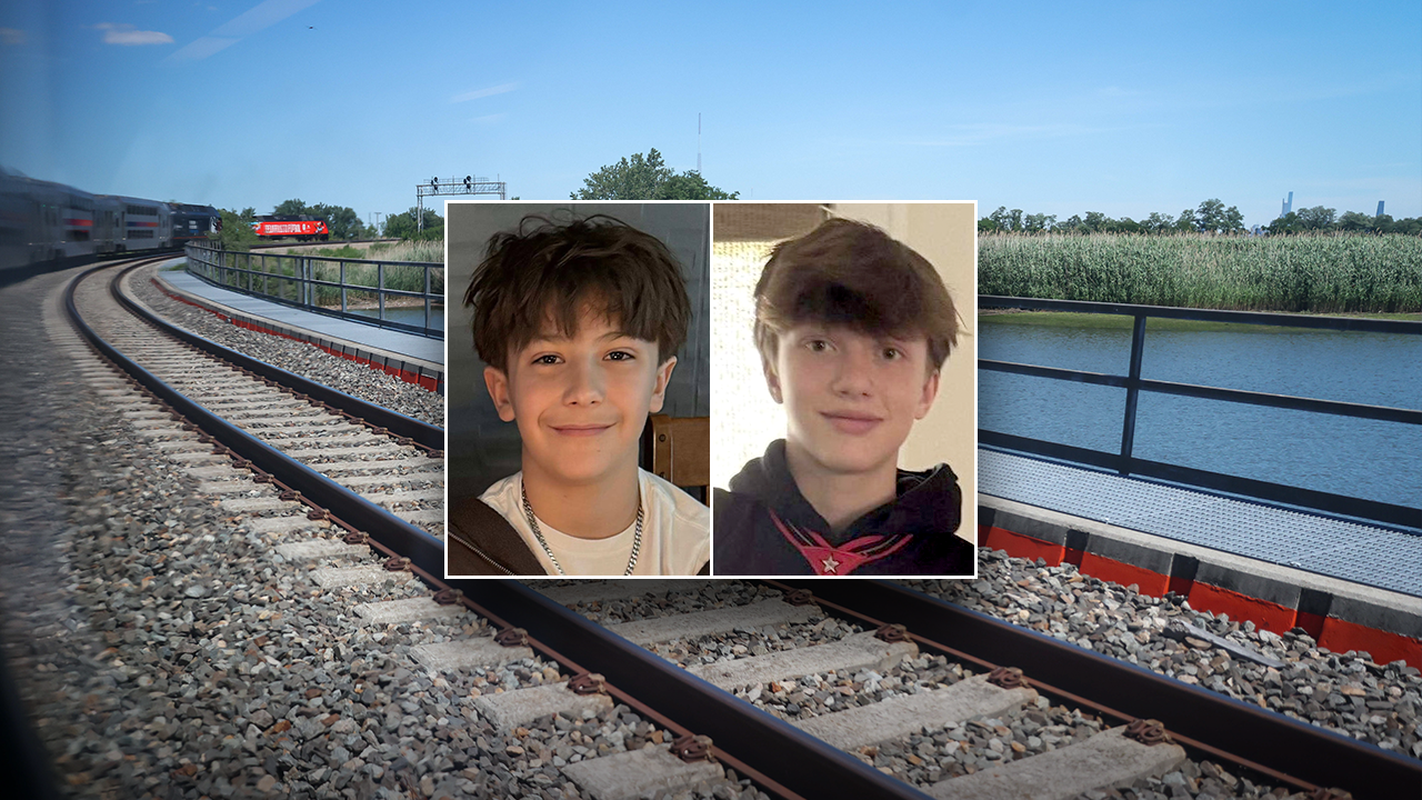 Police search for 2 teens who vanished from New Jersey train station