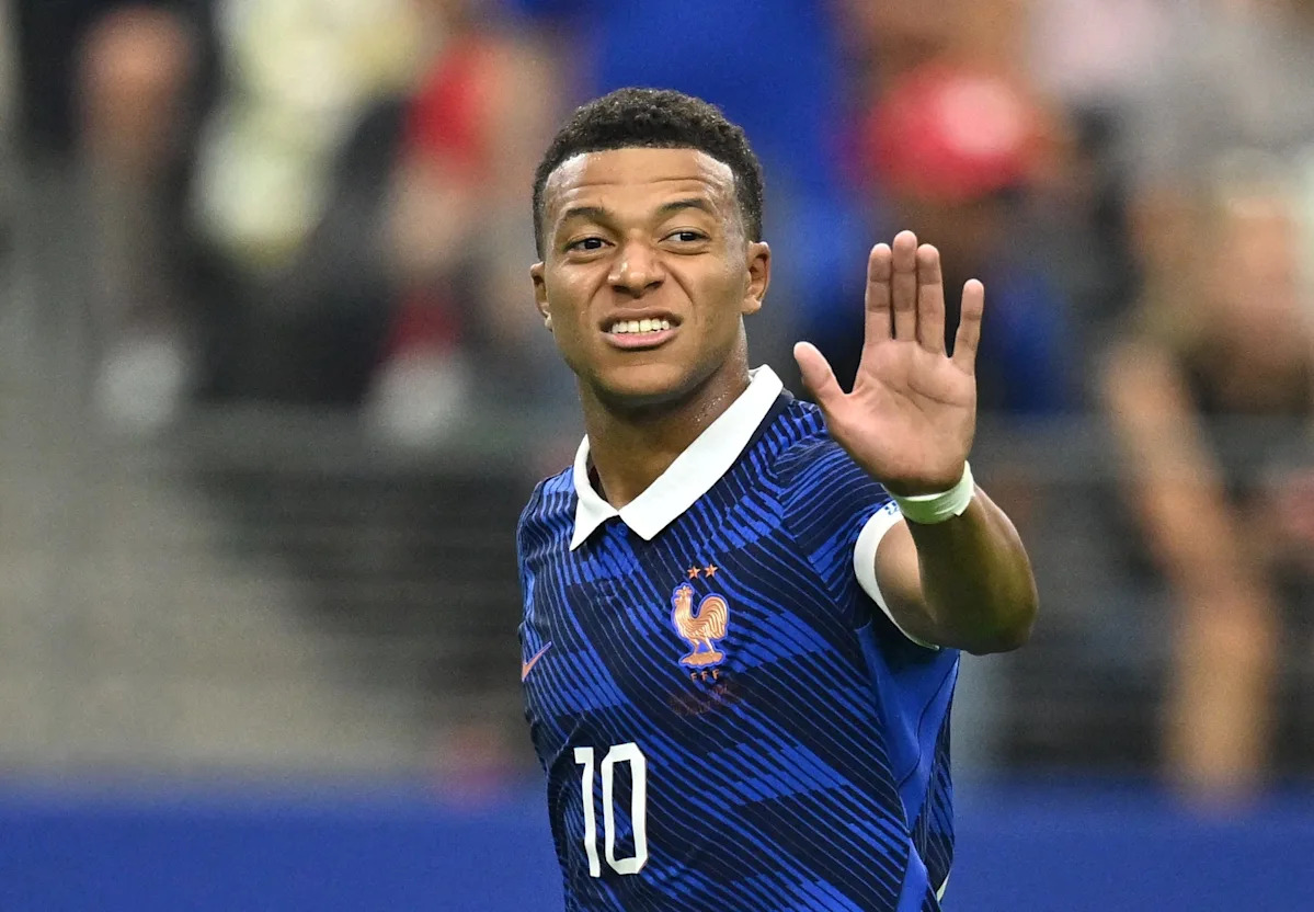 France vs England live updates, World Cup start time, predictions