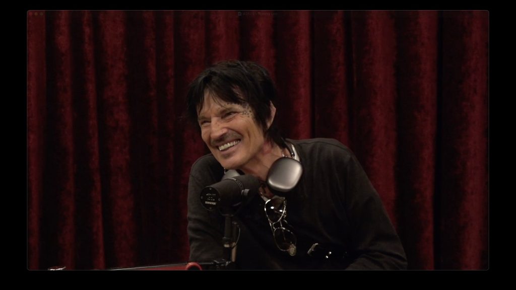 Joe Rogan Experience #2520 – Tommy Lee