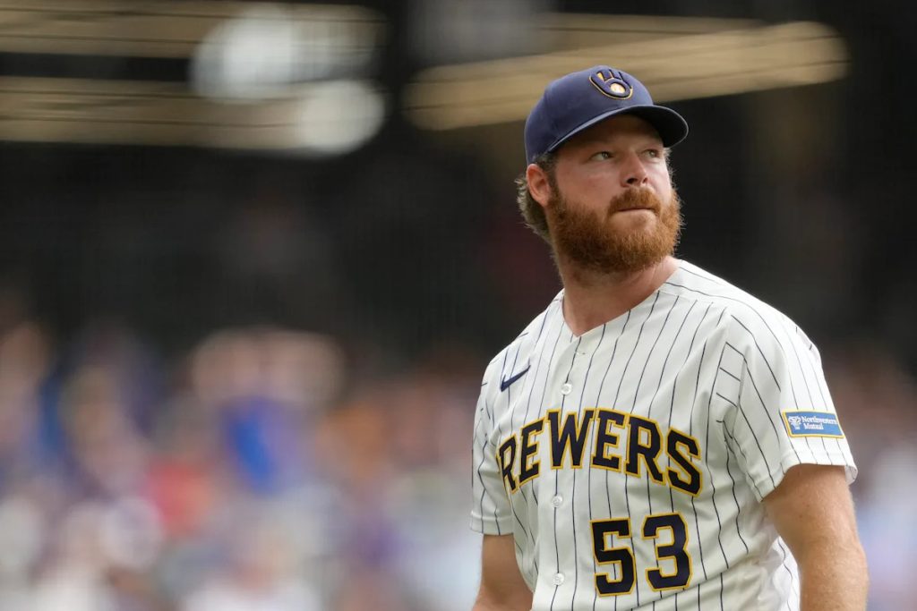 Brewers pitcher Brandon Woodruff undergoing season-ending surgery on right shoulder