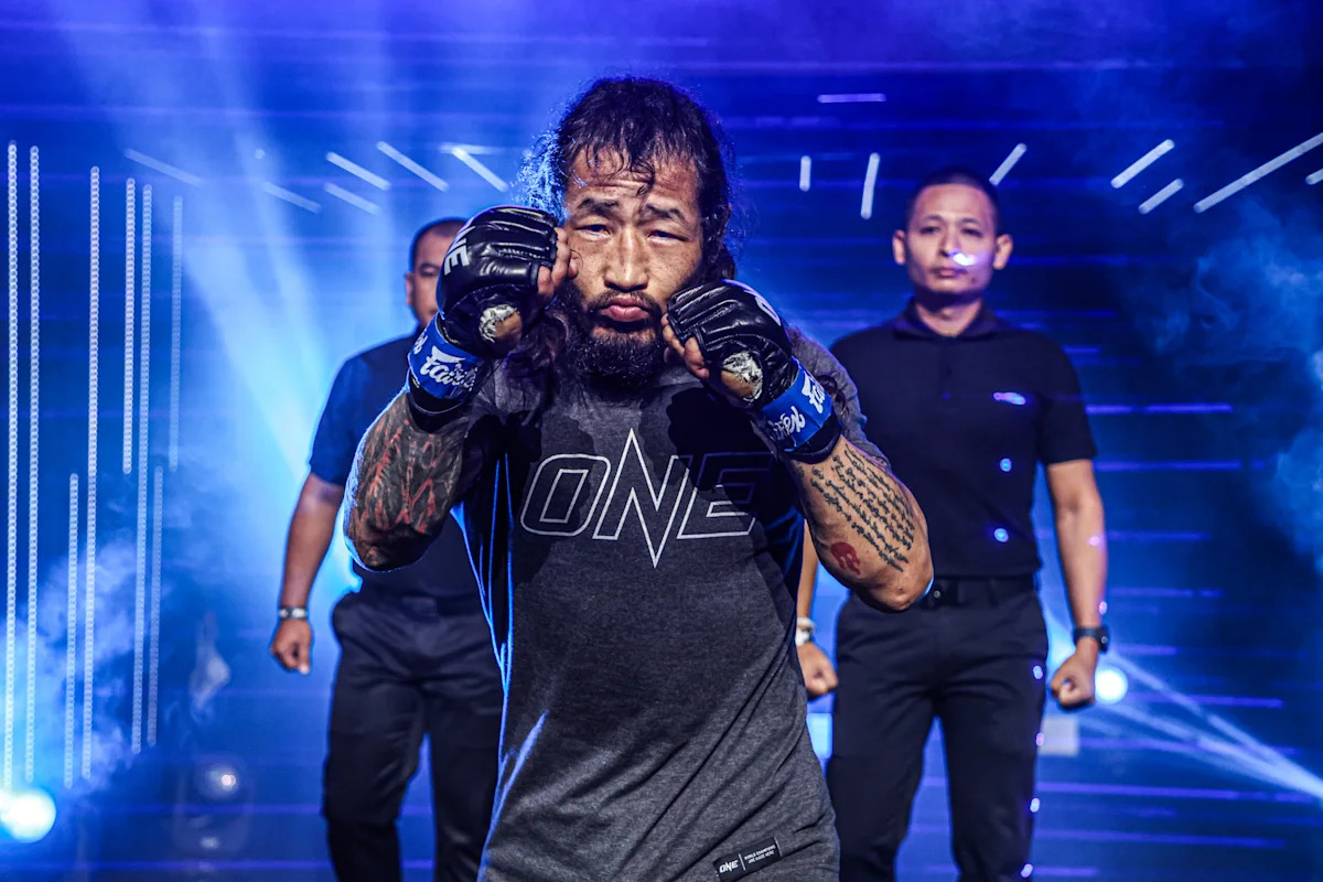 ‘He’s Not The Final Boss’ – Enkh-Orgil Baatarkhuu Readies ‘Secret’ Game Plan For Elbek Alyshov At The Inner Circle 24