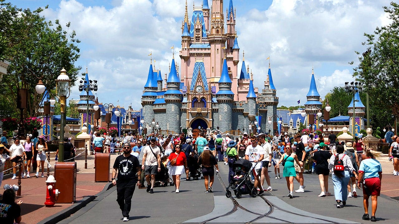 Man with pre-existing heart condition dies after Disney World ride experience