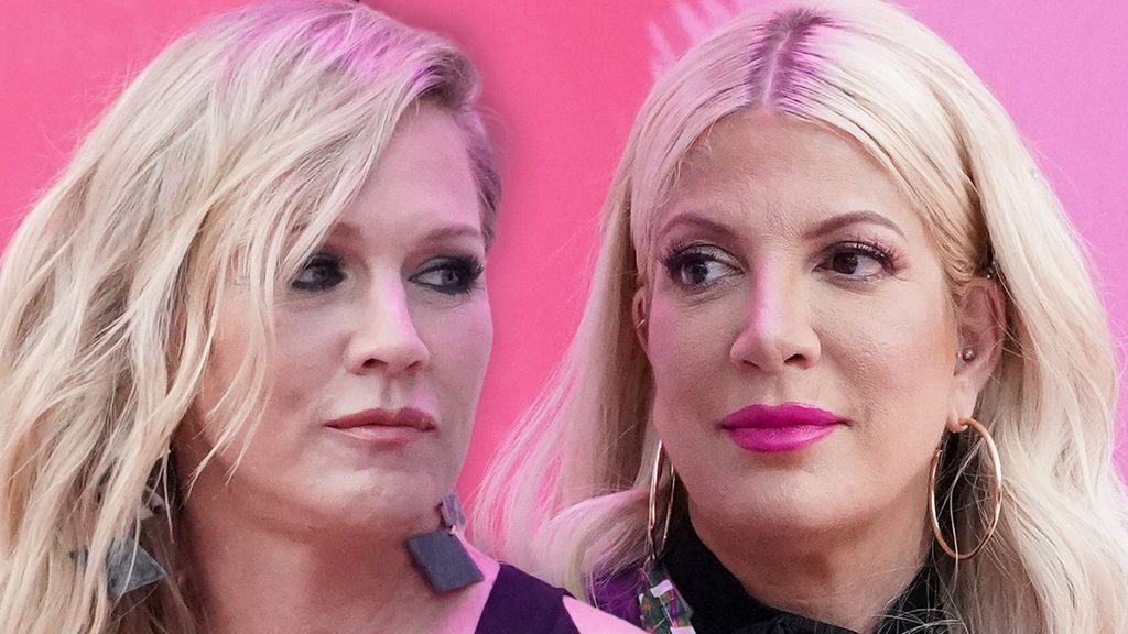 ‘90210’ Stars Tori Spelling and Jennie Garth’s Friendship Hits a Rocky Patch