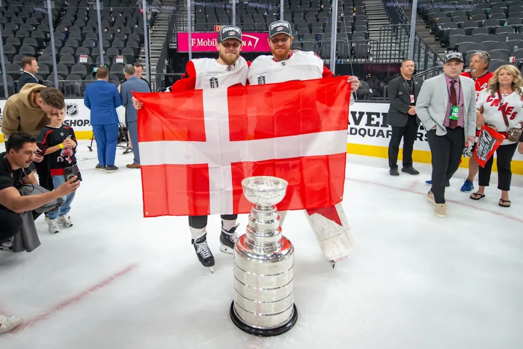 Carlson Signs With Lightning and Andersen With the Oil – Day 2, Open Thread