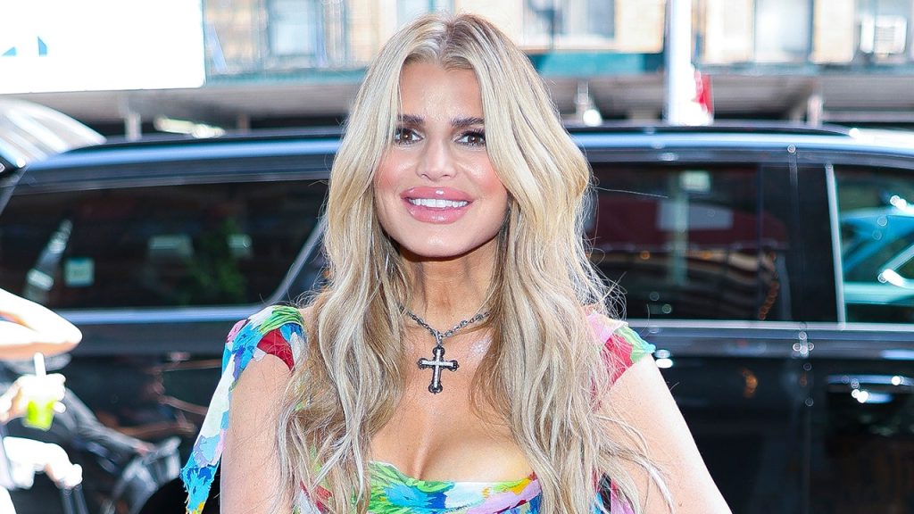 Jessica Simpson marks 46th birthday with a poolside tanning selfie