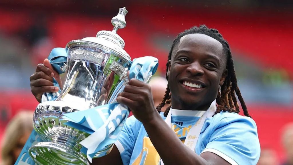 Doku’s new deal, Gonzalez to stay – what’s latest on Man City transfers?