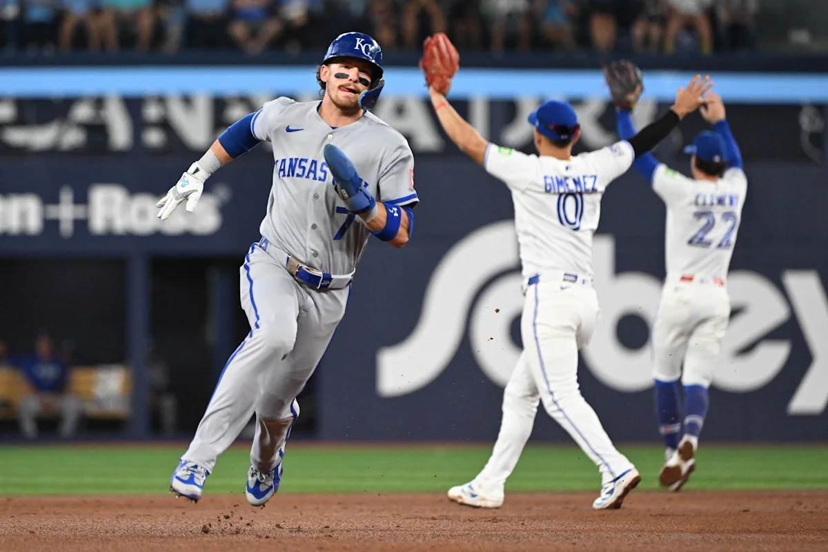 Royals win ninth consecutive game with incredible defense when it counted most